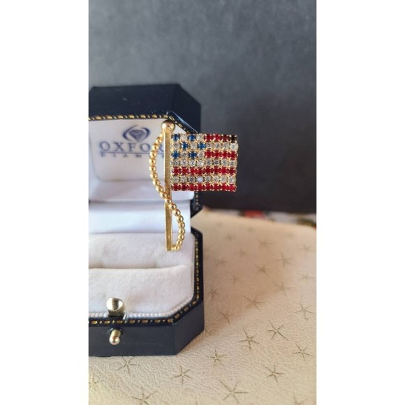 Vintage American Flag Rhinestone Brooch - Picture 5 of 10